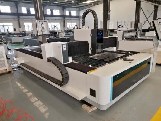 Máquina de corte totalmente automático HN1530 do laser do CNC 380V trifásico